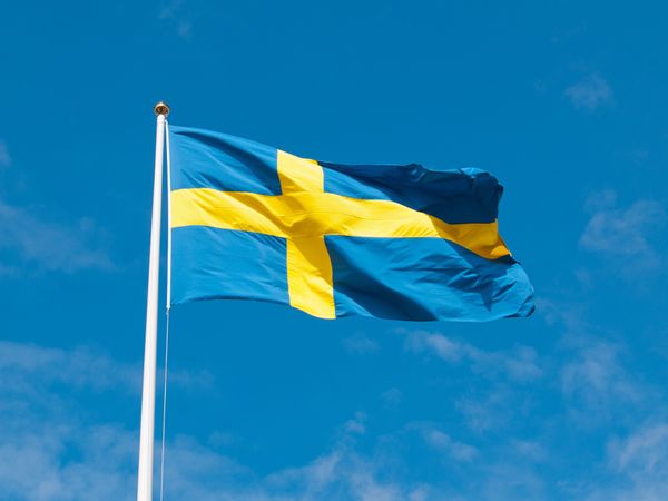 Após Finlândia, Suécia ganha aval para se candidatar à Otan
