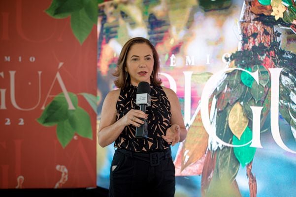 undefined por Thalisson Bitti