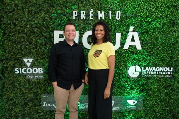 undefined por Thalisson Bitti