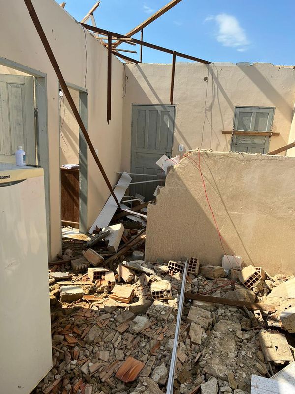  Temporal deixa cenário de destruição em Montanha por Zeilton Pereira Barreto