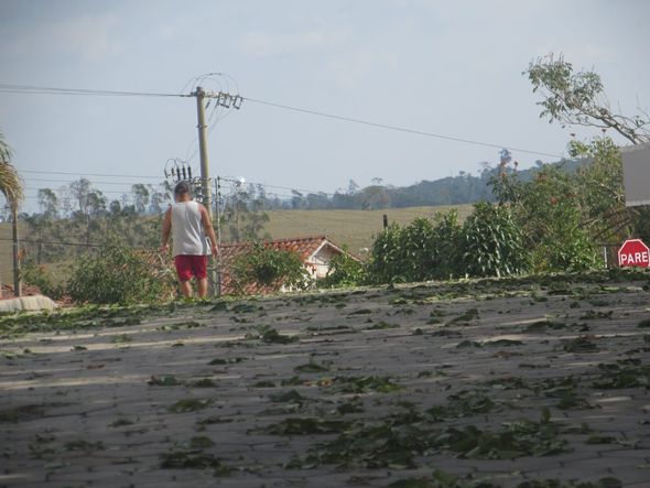 Mucurici após tempestade de granizo em maio de 2022 por Rhyan Paixão