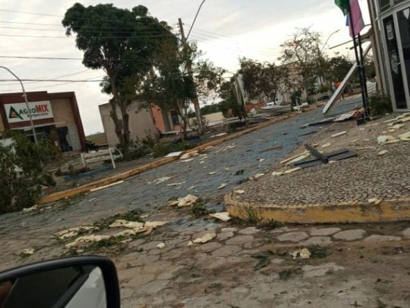 Mucurici após tempestade de granizo em maio de 2022 por Rhyan Paixão