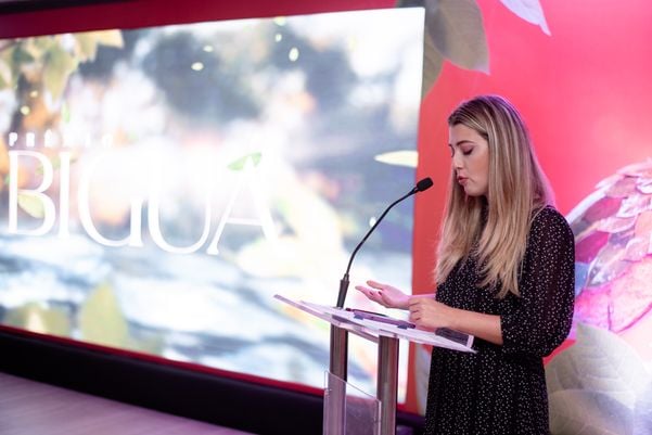 undefined por Thalisson Bitti