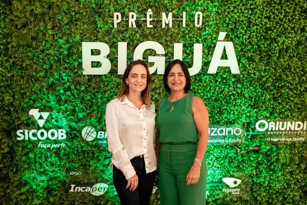 undefined por Thalisson Bitti