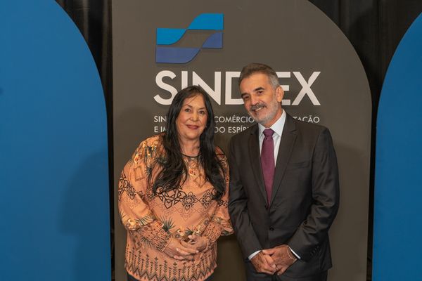 Rose de Freitas e Sidemar Acosta