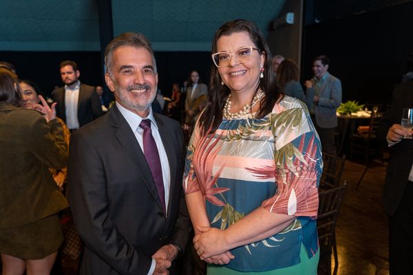 Sidemar Acosta e Luciana Andrade