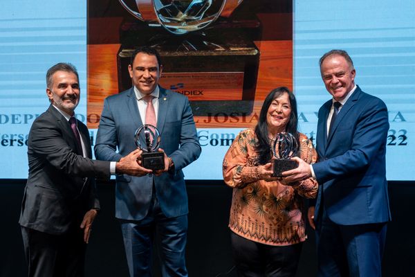 Sidemar Acosta, Josias Da Vitória, Rose de Freitas e Renato Casagrande