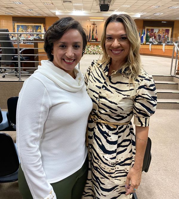 Erica Neves e Andréia Lopes