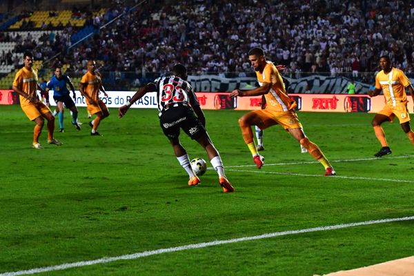 Jogo do Atlético Mineiro e Brasiliense por Fernando Madeira