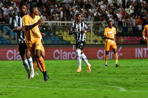 Jogo do Atlético Mineiro e Brasiliense por Fernando Madeira