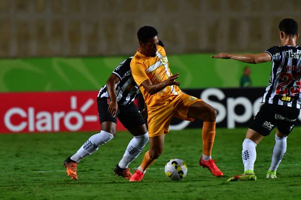 Jogo do Atlético Mineiro e Brasiliense por Fernando Madeira