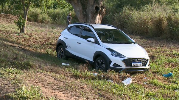 Perseguição a suspeitos de roubo de carro envolveu helicóptero da PM na BR 101, em Aracruz