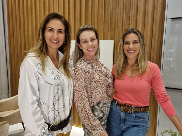 Emilia Lopes, Gabi Iamonde e Leticia Serafim