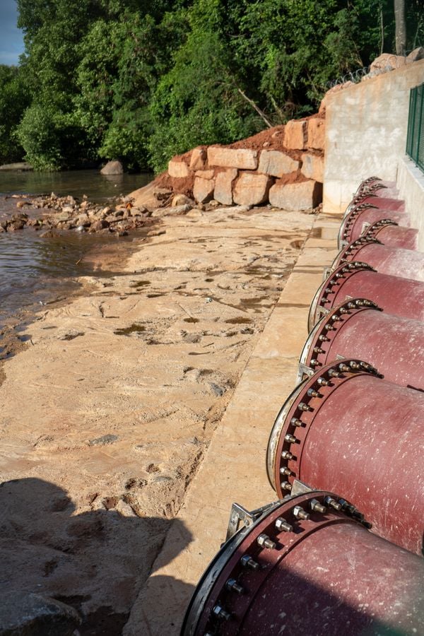 Especial Publicitário - Trabalho permanente para acabar com os alagamentos de Vila Velha