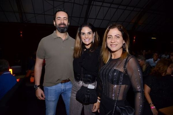 Rodrigo Chamoun,Camila Resende,Patricia Ribeiro