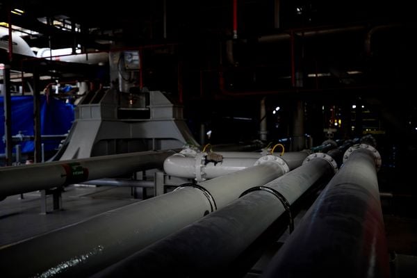 Visita de A Gazeta à P 71, navio plataforma da Petrobrás que está em construção no Estaleiro Jurong, em Aracruz, ES por Fernando Madeira