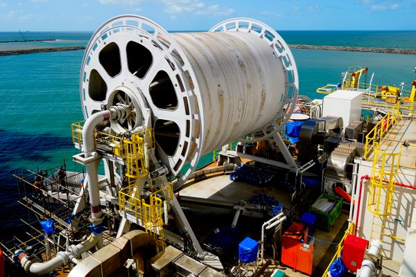 Visita de A Gazeta à P 71, navio plataforma da Petrobrás que está em construção no Estaleiro Jurong, em Aracruz, ES por Fernando Madeira