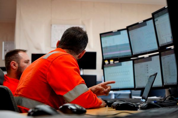 Visita de A Gazeta à P 71, navio plataforma da Petrobrás que está em construção no Estaleiro Jurong, em Aracruz, ES por Fernando Madeira