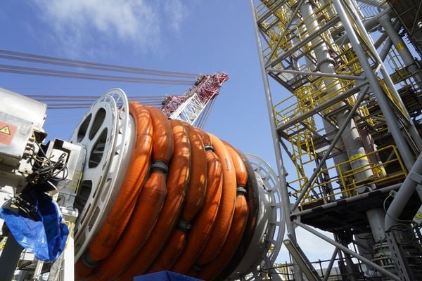 Visita de A Gazeta à P 71, navio plataforma da Petrobrás que está em construção no Estaleiro Jurong, em Aracruz, ES por Fernando Madeira