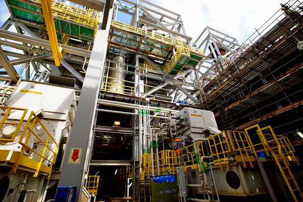 Visita de A Gazeta à P 71, navio plataforma da Petrobrás que está em construção no Estaleiro Jurong, em Aracruz, ES por Fernando Madeira