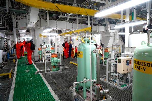 Visita de A Gazeta à P 71, navio plataforma da Petrobrás que está em construção no Estaleiro Jurong, em Aracruz, ES por Fernando Madeira