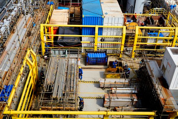 Visita de A Gazeta à P 71, navio plataforma da Petrobrás que está em construção no Estaleiro Jurong, em Aracruz, ES por Fernando Madeira