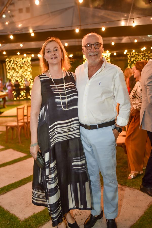 Ariadne Bassetti Soares e Paulo Monteiro