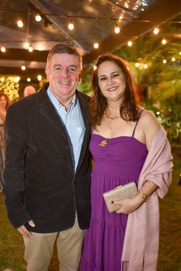 Cassinho Ayres e Giovanna Pretti Santos Neves
