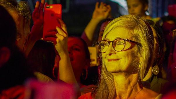 Reunindo diversos públicos, o Leilão contou com shows e apresentações musicais por Associação Vidas/Divulgação