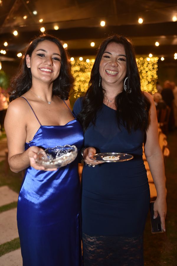 Isabeli Miranda Abelha e Erika Abelha Vivaqua