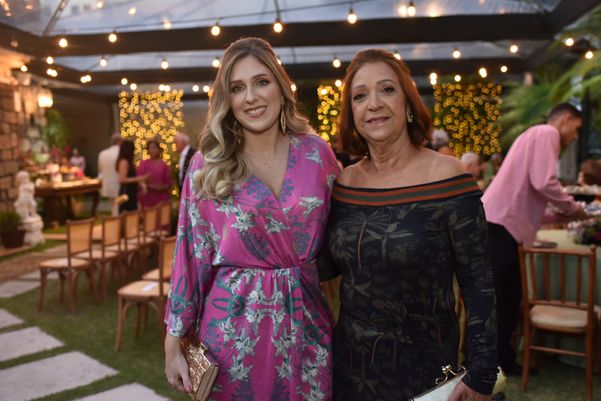 Ísis Mansur Caldeira e Nilda Caldeira