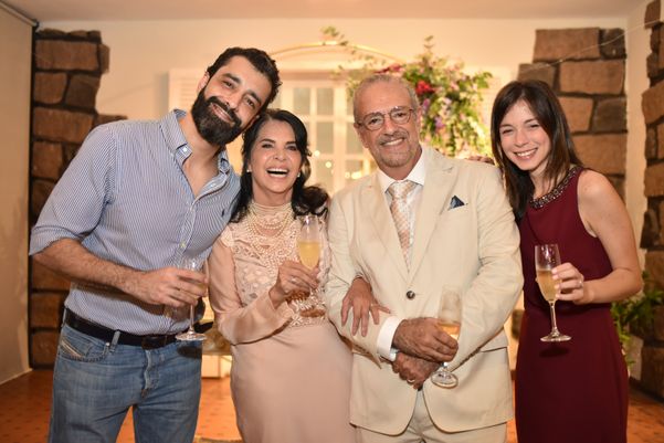 Paolo Modanesi de O. Santos, Christina Abelha, Luiz Paulo de Oliveira Santos e Letizia Fasano 