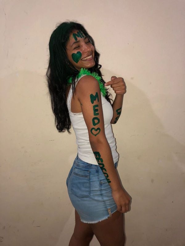 A estudante Fernanda Júlia de Barros, de 21 anos