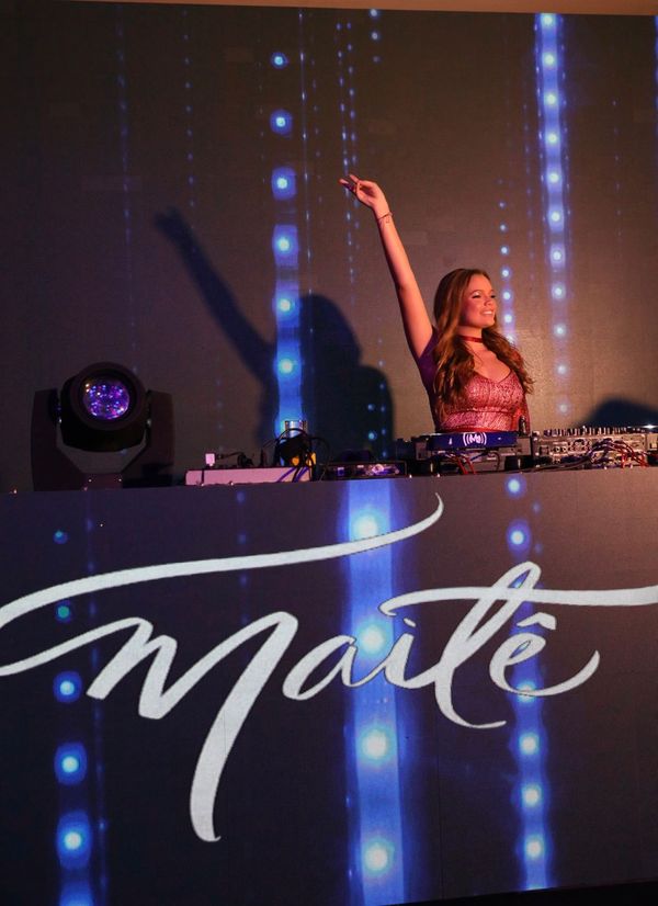 Aniversário de 15 anos de Maitê Abaurre