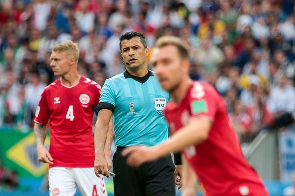 O árbitro Sandro Meira Ricci atuou na partida entre Dinamarca e França na Copa do Mundo de 2018, na Rússia