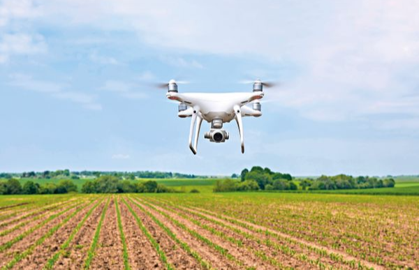 Drones têm contribuído para reduzir problemas de mão de obra na zona rural do ES