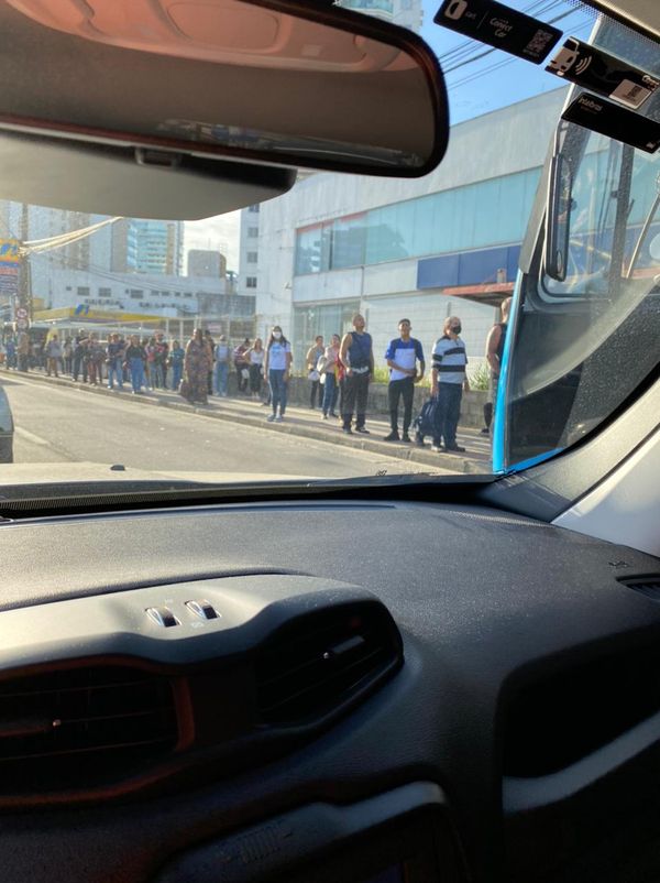 Acessos à Terceira Ponte também amanheceram congestionados por conta do trânsito por Fernanda Queiroz
