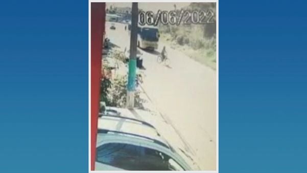 Ciclista morre atropelado por ônibus em Anchieta