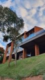 CONTEÚDO DE MARCA - Casa em Pedra Azul de Ricardo e Lili Vieira e dos arquitetos Roberta Guariento e Marco Aurélio Cunha