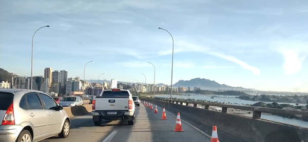 Obras deixam trânsito congestionado na Terceira Ponte nesta terça-feira (7)