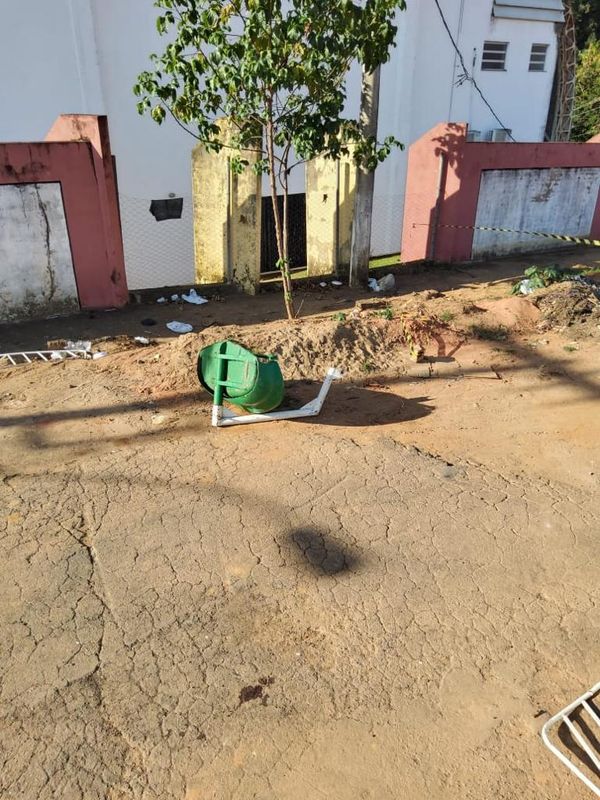 Engenheiros do Crea-ES realizaram perícia no brinquedo nessa terça-feira (7), em Alegre por Divulgação \ Crea-ES