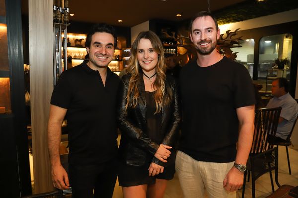 Thiago Magalhães, Eileen Varejão e Arthur Gasperazzo