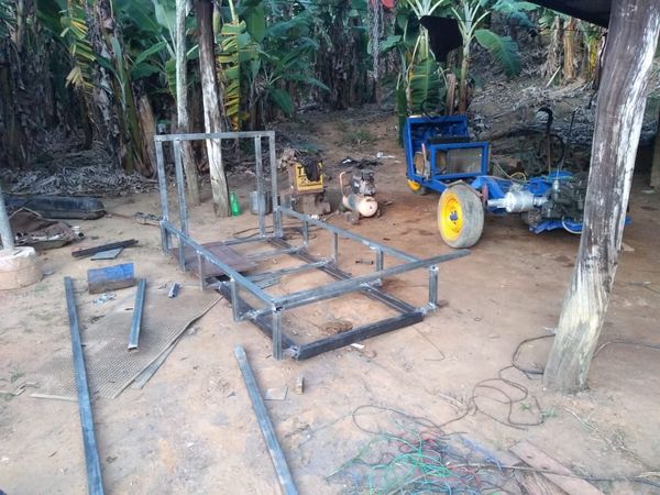 "Minicaminhão" foi montado em substituição à "tobata" que o agricultor Cézar Kuster não tinha dinheiro para comprar por Acervo pessoal