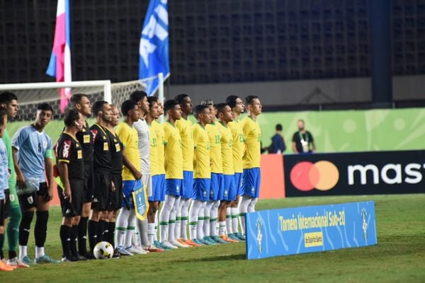 Brasil e Uruguai fizeram a grande final do Torneio Internacional no Klebão por Carlos Alberto Silva