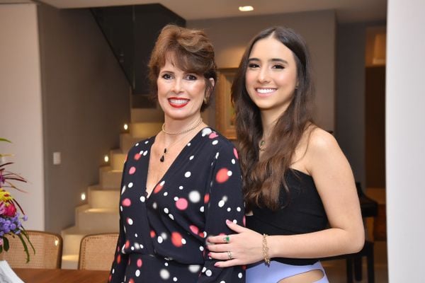 Ana Lucia Abaurre e Mariana