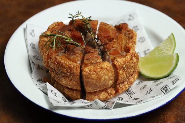 Pratos e drinques do novo cardápio do restaurante Meatpack, em Vitória por Leo Gurgel