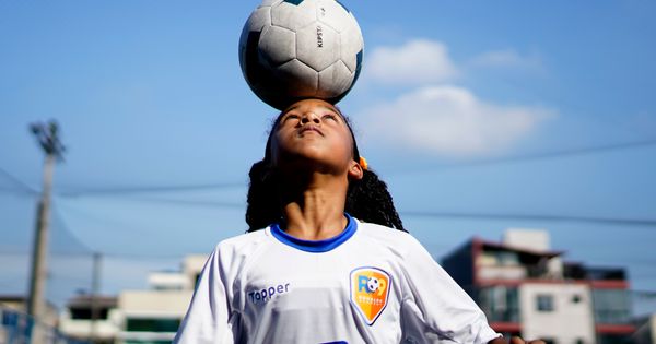 Menina não jogar futebol é questão de cultura