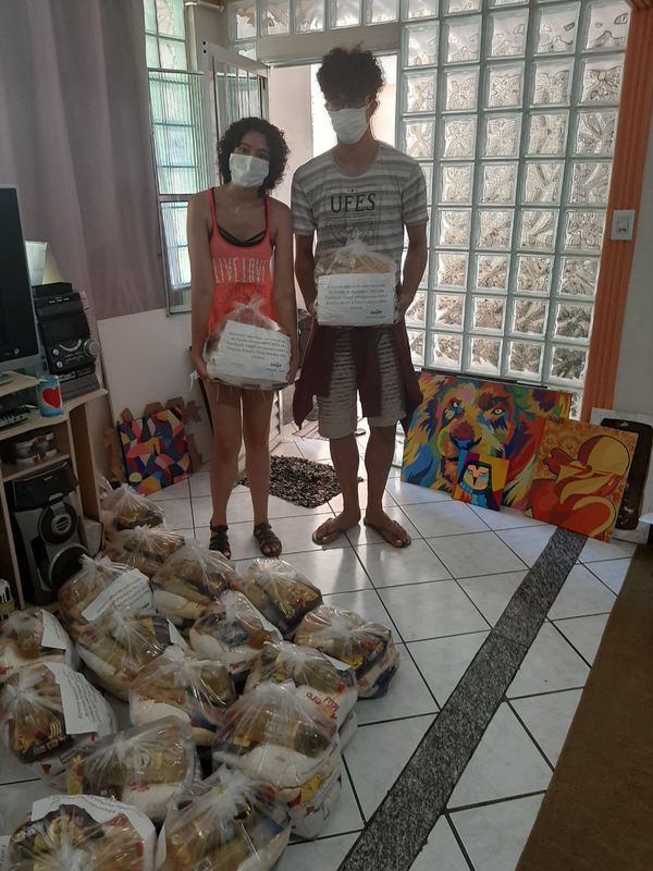 Ação do projeto "Roka", em parceria com a Cargill, de distribuição de cestas básicas para algumas famílias em situação de vulnerabilidade do bairro Jesus de Nazareth, em Vitória por Enactus da Ufes Vitória