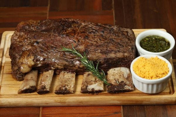 Prato do novo cardápio da steakhouse e butique de carnes Meatpack, em Vitória por Leo Gurgel