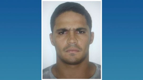 O comerciante Clerivan Alves Lima, de 38 anos, foi morto a tiros quando saía de um jogo de futebol em Jardim Campo Grande, Cariacica